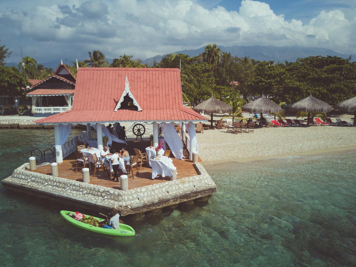 Moulin Sur Mer Beach Resort Montrouis Buitenkant foto